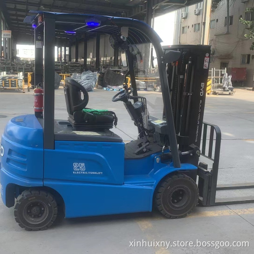 Nuovo carrello elevatore energetico per il trasporto del carrello elevatore personalizzato Pure Electric Blade Battery BYD Nuovo carrello elevatore energetico